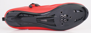 Chaussures de cyclisme sur route en nylon TPU durable avec logo personnalisé OEM, design élégant, pour entraînement sportif. - Product Image 3