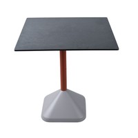 Table de café robuste et durable pour l'extérieur, finition béton, par Lifepursue