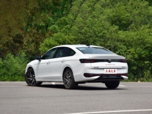 Nouvelle Arrivée 2025 – Volkswagen Magotan 1.4T 150ch L4, Berline 4 Portes 5 Places – Nouveaux Véhicules VW à Vendre - Product Image 3