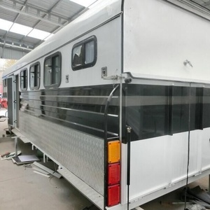 รถพ่วงม้าอลูมิเนียม HERUI Luxury Triple-Horse Gooseneck พร้อมที่เก็บอุปกรณ์ขี่ม้า ดีไซน์แอโรไดนามิก ได้รับการรับรองมาตรฐาน DOT สำหรับการขนส่งม้า รุ่นที่ 2 - Product Image 3