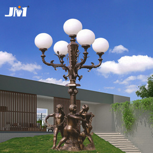 Lampe de jardin multi-têtes de style européen Jm Juming 3,5 m, luminaire extérieur pour villa et aménagement paysager - Product Image 1