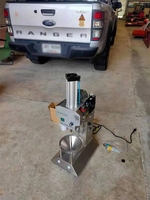 Automatische commerciële kokosnootschiller, jonge kokosnootschiller, groene kokosnootschilmachine