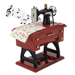 Mini Carillon in Plastica a Forma di Macchina da Cucire per Vari Artigianati, Vendita all'Ingrosso - Product Image 1