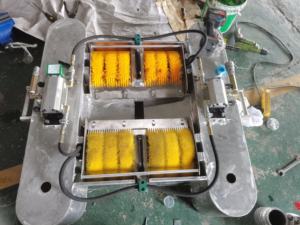 औद्योगिक ब्रश तेल स्किमर भारी शुल्क ब्रश स्किमर पानी की सतह तेल वसूली उपकरण तेल स्किमर - Product Image 2