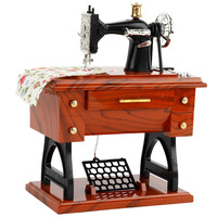 Mini machine à coudre musicale vintage à manivelle pour maison de poupée, jouet miniature de simulation
