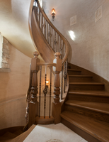 Système d'escalier intérieur incurvé de luxe contemporain avec marches en bois massif de qualité supérieure, escalier en spirale en bois