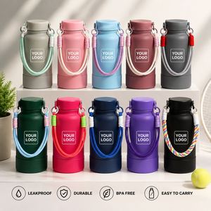 Nuevo Estilo, Botella de Agua Aislada al Vacío de Acero Inoxidable, con Asa de Goma/Pintura en Polvo, Impresión de Logotipo Personalizado, Libre de BPA, para Camping - Product Image 2