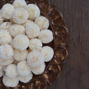 Diverses tailles faites à la main chrysanthème Sola <span class=keywords><strong>bois</strong></span> <span class=keywords><strong>fleur</strong></span> roseau diffuseur bâton décoration <span class=keywords><strong>de</strong></span> la maison fleurs sèches faites à la main Sola fleurs - Product Image 2