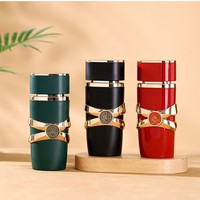 Vente en gros de flacons de parfum arabes de luxe de haute qualité de 100 ml, finition mate, forme pompe, vaporisateur, diffuseur de roseaux, couleur personnalisée, original