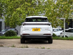 2024版二手NETA哪吒U 2023挑战版电动SUV汽车0千米在中国销售 - Product Image 4