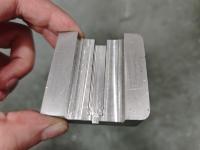 Matière première d'usine chinoise pour pièces métalliques usinées CNC standard avec MOQ 1 pièce Livraison rapide (7-15 jours) Modèle personnalisé