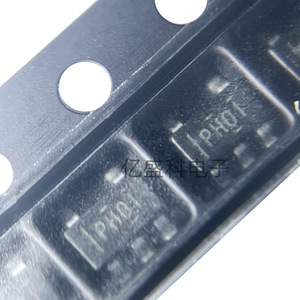 TPS61040DBVR ตัวควบคุมการสลับวงจร IC SOT23-5 28V 400mA การจัดการพลังงาน PMIC - Product Image 1