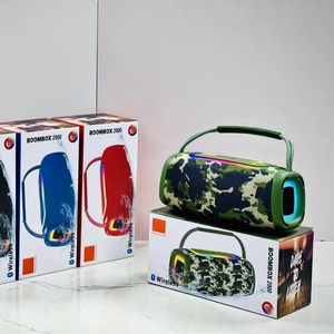 <span class=keywords><strong>BOOMBOX</strong></span> 2000 Reproductor de Audio Inalámbrico con Correa de Mano, Sonido HD 360, Luz RGB Camuflaje, Bajos Potentes, Dispositivo para Regalo, Venta al por Mayor - Product Image 2