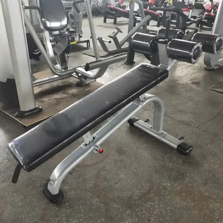 Fungsi peralatan gym penuh langkah komersial melengkapi flat cheat bench berat dan mesin latihan gym bangku datar