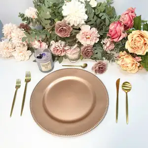Hochzeitsparty Marmor-Design Einweg-Kunststoff-Geschirr-Set mit Besteck und Goldrand Becher weiße und goldene Melamin-Teller