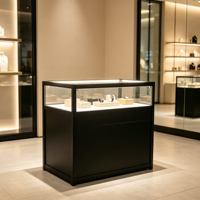 Vitrine multifonctionnelle pour cartes à collectionner Fanghua avec cadre métallique, panneau en bois et verre, éclairage LED et roulettes