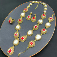 Collier de luxe CH-LHN1944 avec pendentif en coquillage blanc et fleur, incrustation de cristal et pierre violette, pour femme, vente en gros