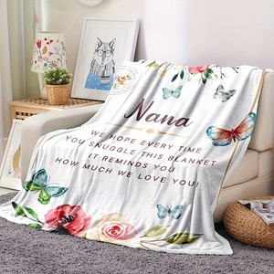 Manta floral personalizada con mariposas y rosas para Nana, regalo personalizado, decoración del hogar, tela de franela, uso en las cuatro estaciones - Product Image 2