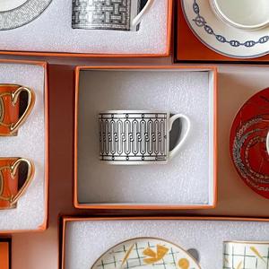 यूरोपीय शैली महल रेट्रो हड्डी चीन कॉफी कप सेट दोपहर चाय जोड़े के साथ चाय जोड़े - Product Image 6