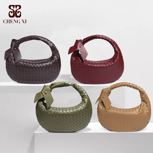 Lady Handtasche Außenhandel Nische Design Bogen Handgemachte gewebte Tasche Damen handtasche Großhandel Mode Vielseitige Tasche mit großer Kapazität - Product Image 2