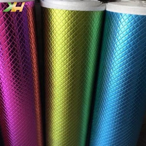 Tissu non tissé en PP laminé brillant imperméable et coloré pour <span class=keywords><strong>armoire</strong></span> non tissée métallique - Product Image 1