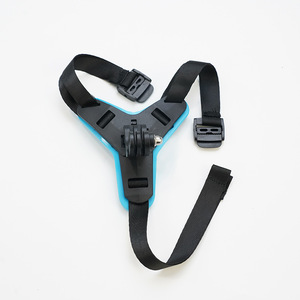 Soporte para Cámara de Acción GoPro, Correa Ajustable de Plástico para Casco, para Motocicleta y Uso Todoterreno - Product Image 1