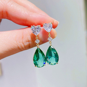 Orecchini a Goccia Azzurri per Donne, Accessorio per Orecchie da Indossare Quotidianamente in Estate, Gioielli alla Moda - Product Image 1