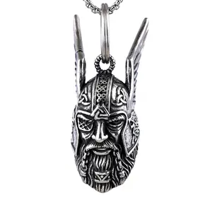 Viking tanrı Odin Charm Biker hediye erkek hayalet kolye hediye retro kişilik motosiklet çan Bravo çan Gremlin Guardian binmek