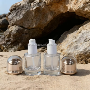 Bouteille en verre épais professionnelle de 30 ml |   Distributeur de capsules électroplaqué or GS0186 |   Emballage de sérum certifié ISO - Product Image 2