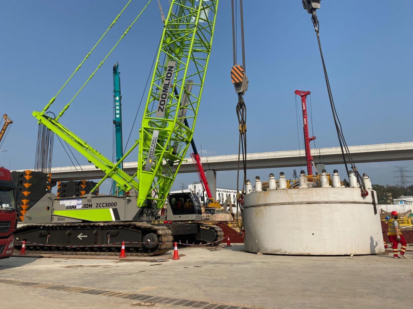 Zoomlion 55 Ton Spider Crane - High Efficiency & Support