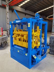 Machine à blocs de béton QT4-25 de haute qualité, machine à fabriquer des briques, facile à utiliser - Product Image 3