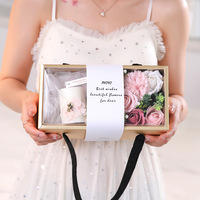 Großhandel günstigen Preis Seife Rose Blumen mit Dekoration von Duft Kerze Seife Rosen Blume in Geschenk box