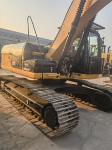 Excavadora hidráulica de cadenas Caterpillar CAT 320D usada, con apariencia exterior impecable, alta calidad y precio económico, en venta. - Product Image 6