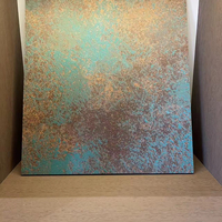 Panneau mural décoratif en PVC série dorée UV Marble Sheet avec design graphique pour hôtel et villa de luxe