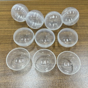 Klassiek Speelgoed Voor Kinderen Transparant Leeg 50Mm <span class=keywords><strong>Plastic</strong></span> <span class=keywords><strong>Gashapon</strong></span> <span class=keywords><strong>Capsule</strong></span> Uit Automaat Voor Eicapsule Speelgoed - Product Image 3