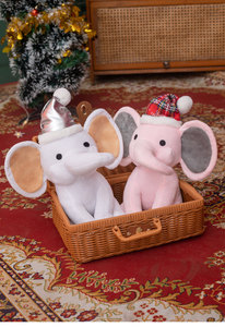Elefante <span class=keywords><strong>de</strong></span> peluche rosa/gris personalizado, juguete <span class=keywords><strong>de</strong></span> animales <span class=keywords><strong>de</strong></span> peluche, sombrero <span class=keywords><strong>de</strong></span> Navidad bordado, relleno <span class=keywords><strong>de</strong></span> algodón PP, alivio del estrés, regalo <span class=keywords><strong>de</strong></span> Navidad - Product Image 6