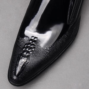 Chaussures habillées pour hommes de luxe européennes - Chaussures formelles de créateur haut de gamme en cuir de vache véritable - Product Image 6