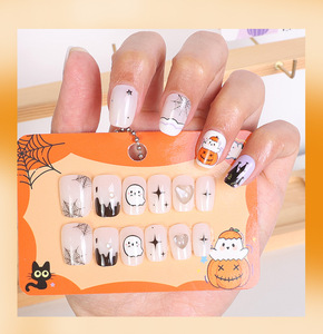 Faux ongles pour enfants à thème Halloween, décorés de perles et de chaînes, amovibles avec colle gelée, pour cadeau de fête pour enfants - Product Image 4