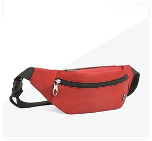 Wholesale Women's Waterproof Nylon Barrel-Shaped <b>Leopard</b> Print Waist Bag with Zipper Closure for Travel & Sports - Product Image 2