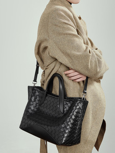 Bolso Tote de Cuero Vacuno Trenzado, de Lujo, de Alta Gama, Portátil, de Cuero Genuino, para Mujer, para Invierno <span class=keywords><strong>y</strong></span> Verano - Product Image 6
