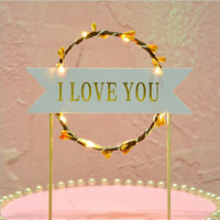 Nouvelle Guirlande LED Joyeux Anniversaire Je t'aime Doux Amour Décoration de Gâteau pour Anniversaire, Saint-Valentin, Mariage, Fête