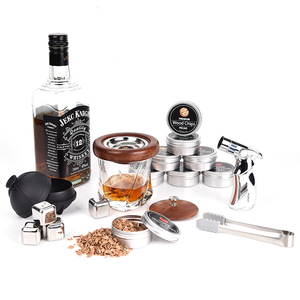 Kit de fumoir à whisky avec logo personnalisé EHUNT |   Ensemble de fumoir portable en acier inoxydable |   Cadeau de cocktail de luxe pour client d'entreprise - Product Image 3