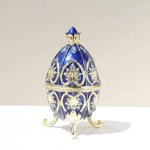 Caja de baratija decorativa estilo huevo <span class=keywords><strong>Faberge</strong></span> roja esmaltada pintada a mano, regalo único con bisagras para la familia, 1 unidad - Product Image 2