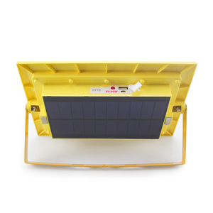 Reflector LED de Aluminio para Exteriores de Alta Potencia con Control Remoto de Alta Eficiencia, Ángulo de Haz de 120°, Clasificación IP65 para Jardín - Product Image 1