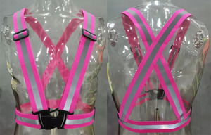 Ceinture Réfléchissante Élastique Rose Haute Visibilité Réglable pour la Course à Pied et le Cyclisme, Gilet de Sécurité avec Boucle et Brassards Réfléchissants pour Femme - Product Image 2