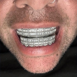 Grillz en Zirconium en forme de T pour Hommes, Bijoux Hip Hop, Usage Quotidien, Sertissage en U, Origine Yiwu - Product Image 1