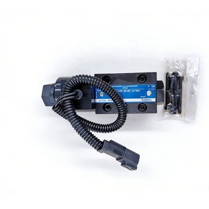 Vanne solénoïde d'origine pour camions bennes 42C-60-18230 pour HD325-7 HD465-7 HD785-7 - Product Image 1