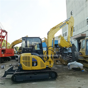 Mini-excavatrice Komatsu PC30 d'occasion, modèle 2020, moteur 5 tonnes, puissance 29,4 kW, capacité de la benne 0,175 m³, vente en promotion - Product Image 1