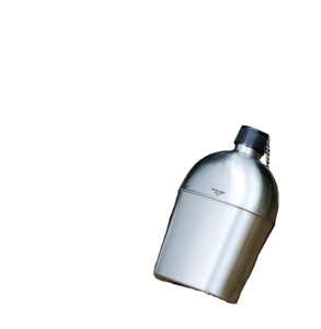Muestra gratuita de cantimplora de lujo CE con taza de 1/1.3L, botella de agua deportiva para camping y senderismo. - Product Image 3