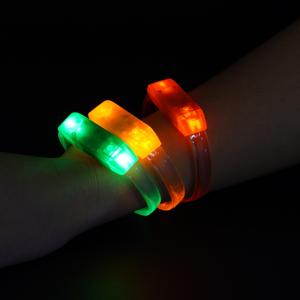 Pulsera LED Soffa Play, Pulsera LED Activada por Sonido, Pulsera LED Inalámbrica Iluminada a Distancia, Pulsera LED Personalizada - Product Image 3
